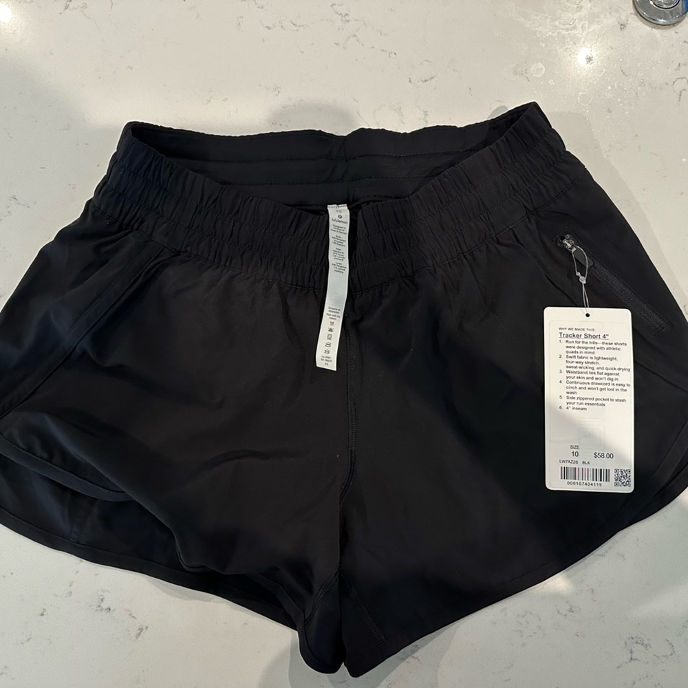 NWT Lululemon Tracker Short 4” Black- Size 10